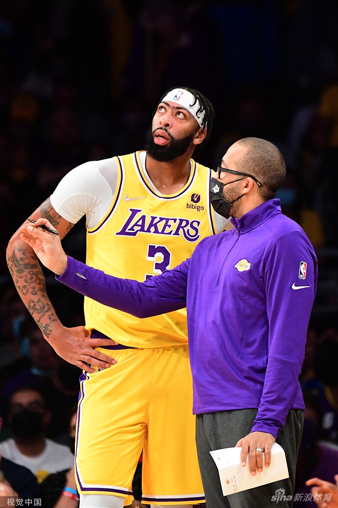 [NBA季前赛]勇士Vs湖人 三巨头出战