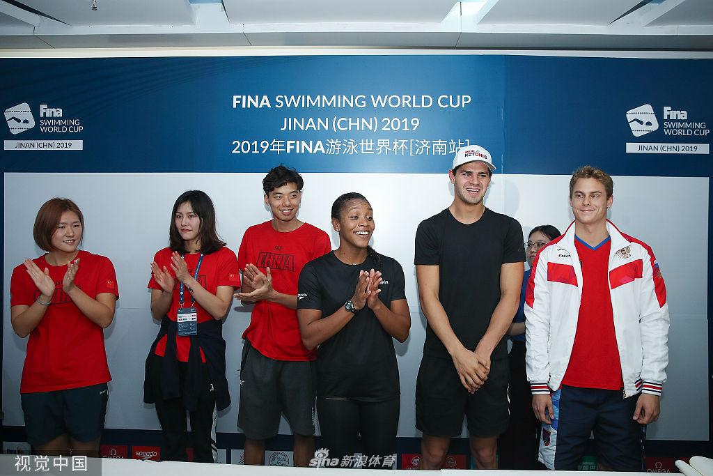 刘湘叶诗文亮相世界杯济南站