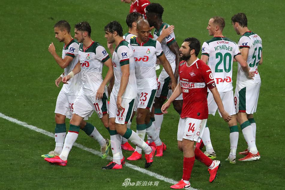 8 / 10 当地时间2020年7月8日,俄罗斯,19/20俄超第27轮,莫斯科斯巴达