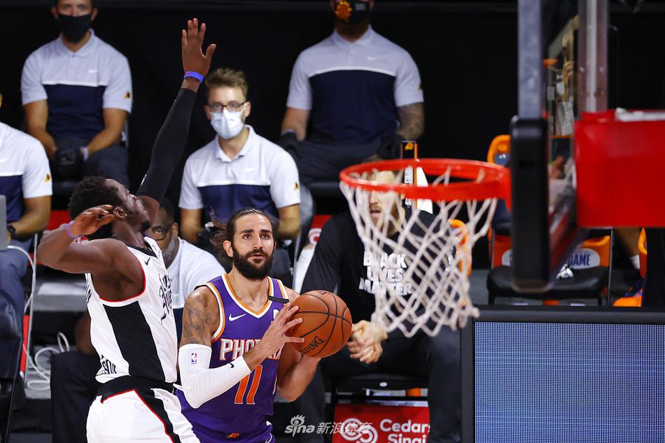 [NBA常规赛]太阳117-115快船 布克35分献绝杀