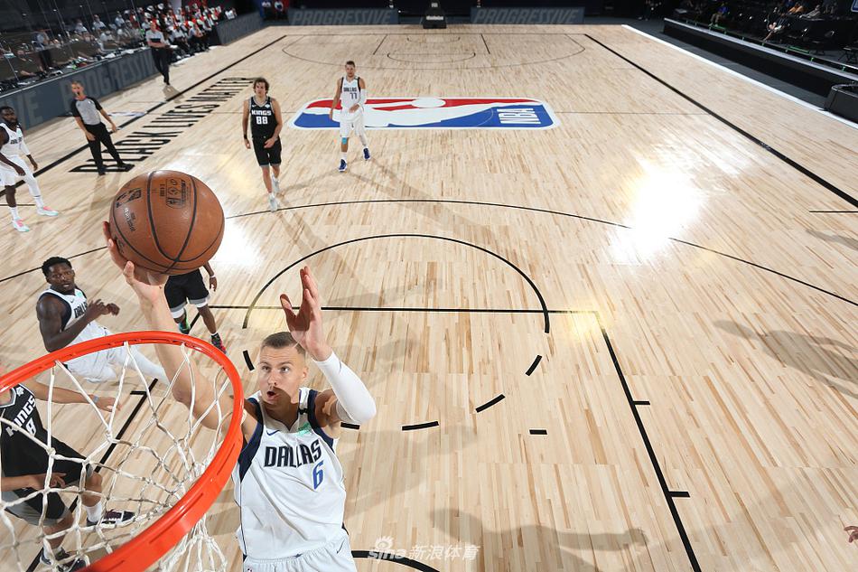 [NBA常规赛]独行侠114-110国王 东契奇砍大号三双