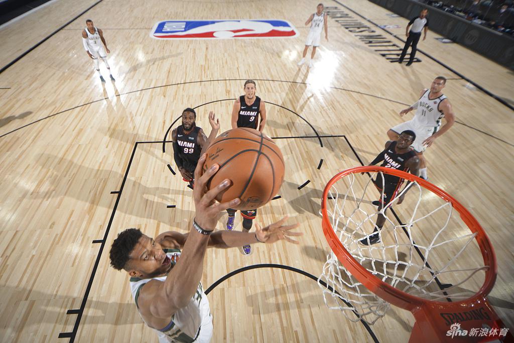 [NBA常规赛]雄鹿23分大逆转热火 锁定东部第一