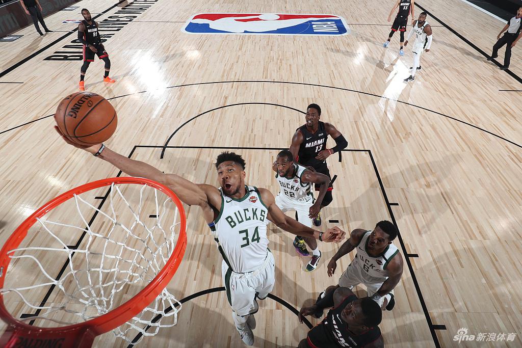 [NBA常规赛]雄鹿23分大逆转热火 锁定东部第一