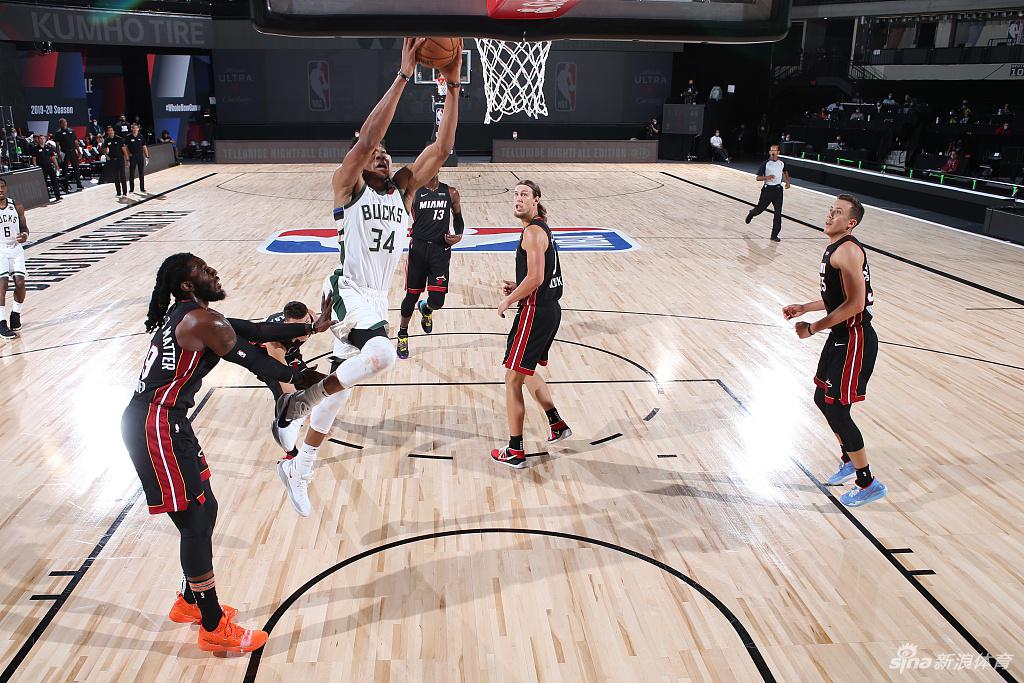 [NBA常规赛]雄鹿23分大逆转热火 锁定东部第一