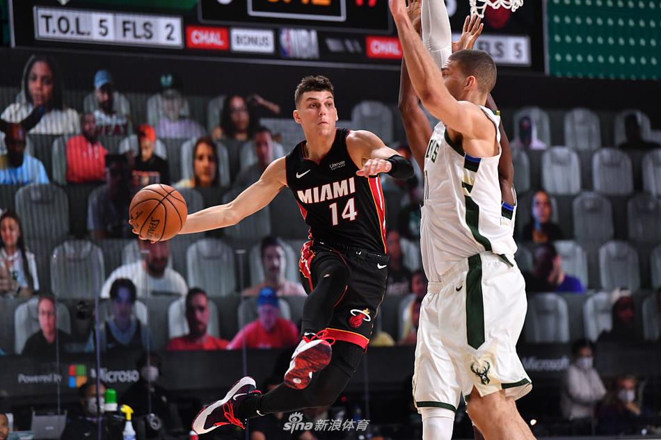 [NBA常规赛]雄鹿23分大逆转热火 锁定东部第一