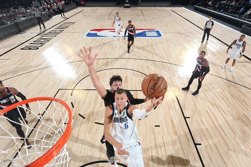 [NBA]开拓者134-131独行侠 利拉德狂轰61分