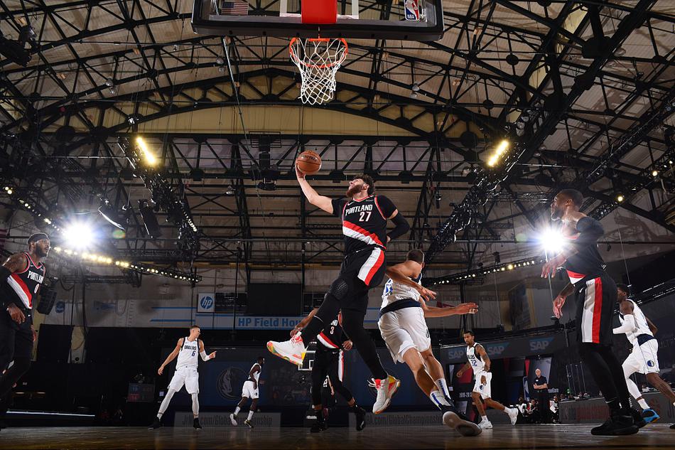 [NBA]开拓者134-131独行侠 利拉德狂轰61分