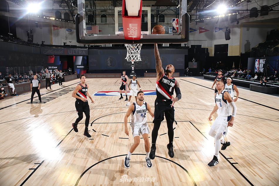 [NBA]开拓者134-131独行侠 利拉德狂轰61分