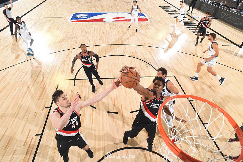 [NBA]开拓者134-131独行侠 利拉德狂轰61分