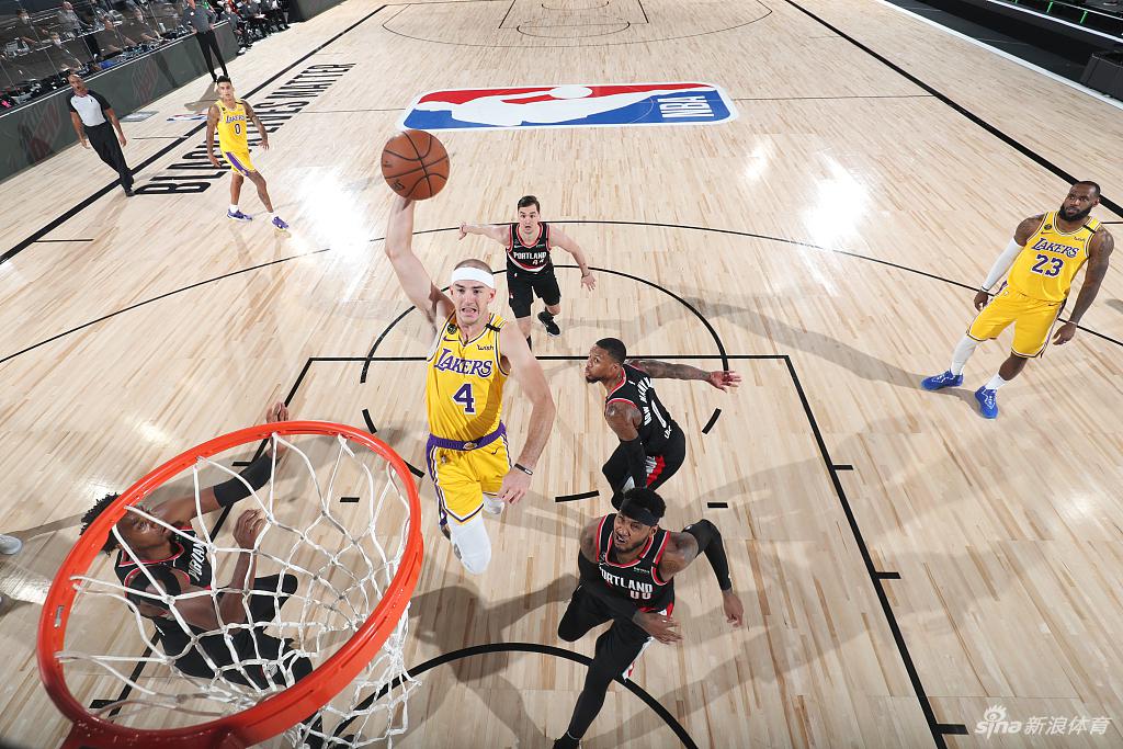 [NBA季后赛]开拓者100-93湖人 利拉德34分力压詹姆斯