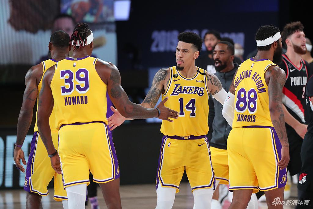 [NBA季后赛]开拓者100-93湖人 利拉德34分力压詹姆斯