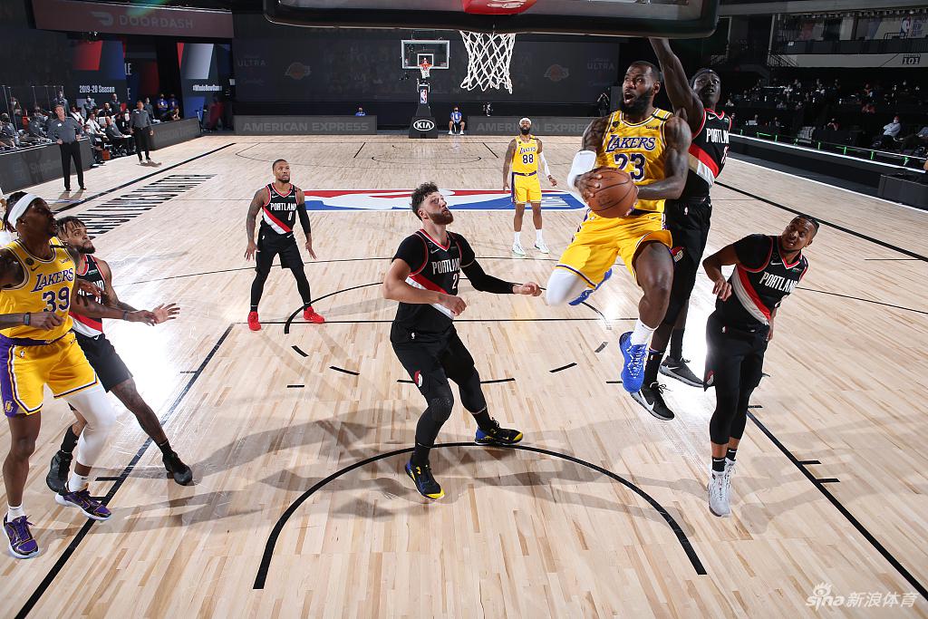 [NBA季后赛]开拓者100-93湖人 利拉德34分力压詹姆斯