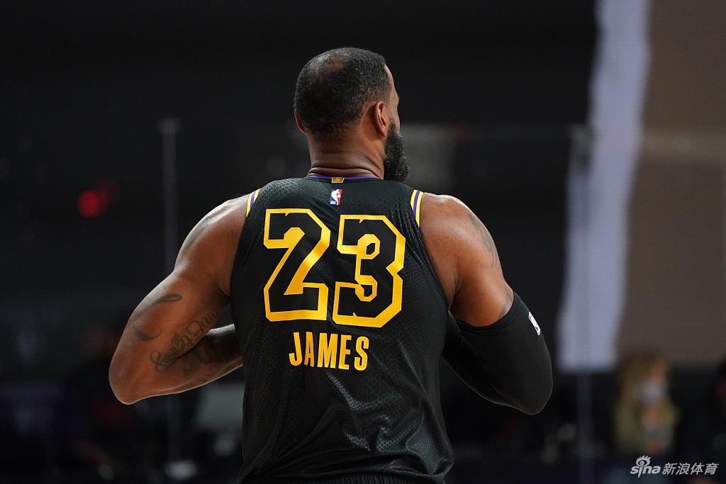 [NBA季后赛]湖人135-115开拓者 总分3-1