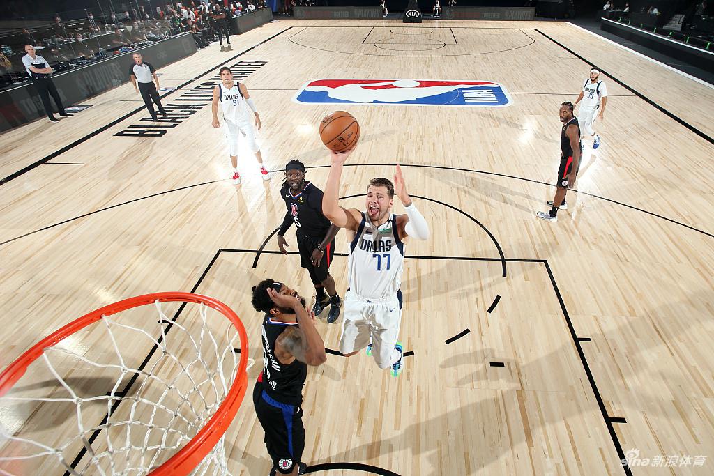 [NBA季后赛]快船总分4-2淘汰独行侠晋级