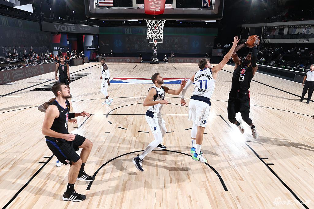 [NBA季后赛]快船总分4-2淘汰独行侠晋级