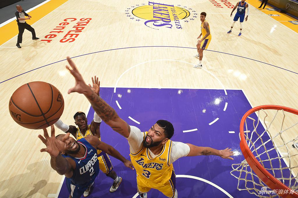 [NBA揭幕战]快船116-109湖人 泡椒33分力压詹姆斯