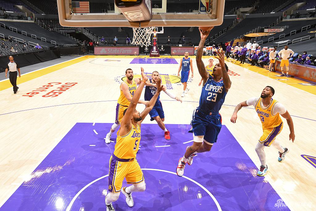 [NBA揭幕战]快船116-109湖人 泡椒33分力压詹姆斯