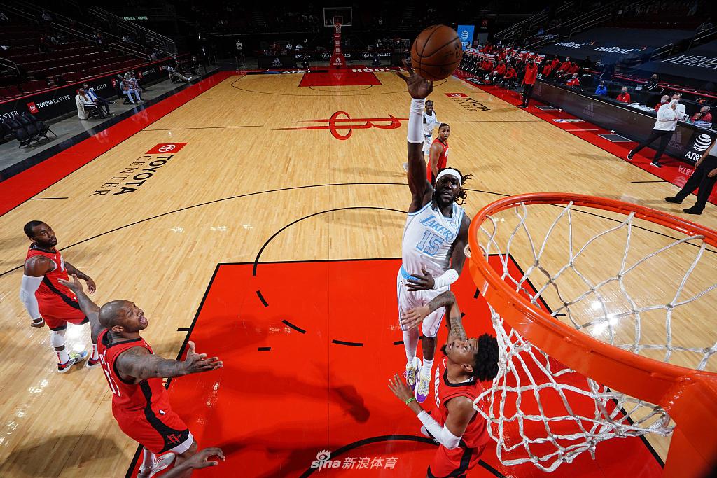 [NBA]湖人120-102火箭 詹姆斯18+7+7