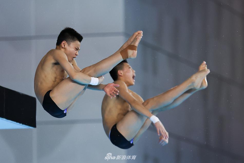 2021东京奥运会跳水选拔赛首日：陈艾森/曹缘领衔10米台摘金