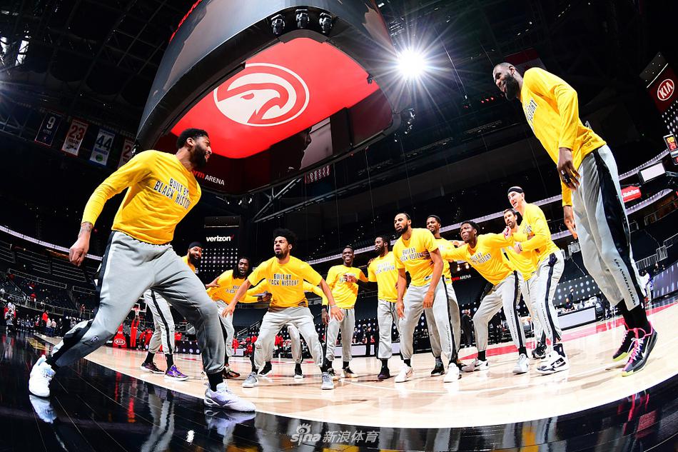 [NBA常规赛]湖人107-99老鹰