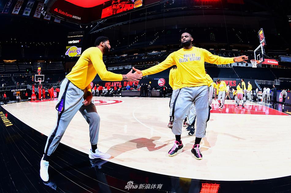 [NBA常规赛]湖人107-99老鹰