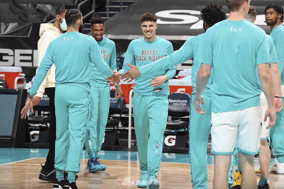 [NBA常规赛]76人118-111黄蜂