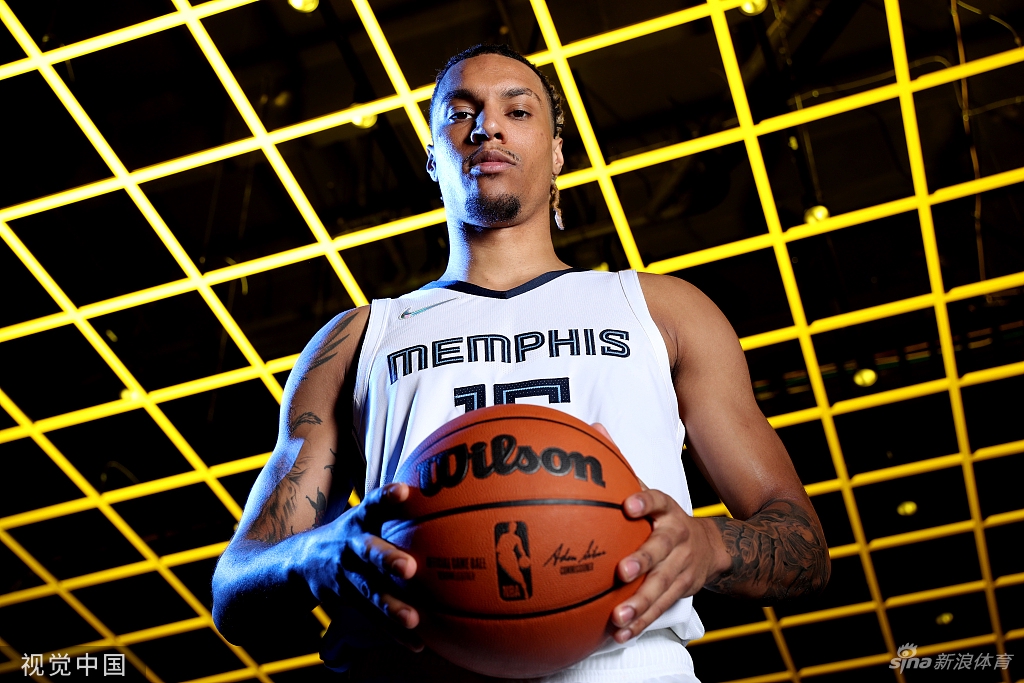 灰熊队媒体日拍摄新赛季写真