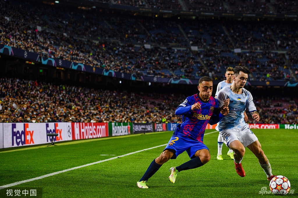 [欧冠]巴萨1-0基辅迪纳摩 皮克破门