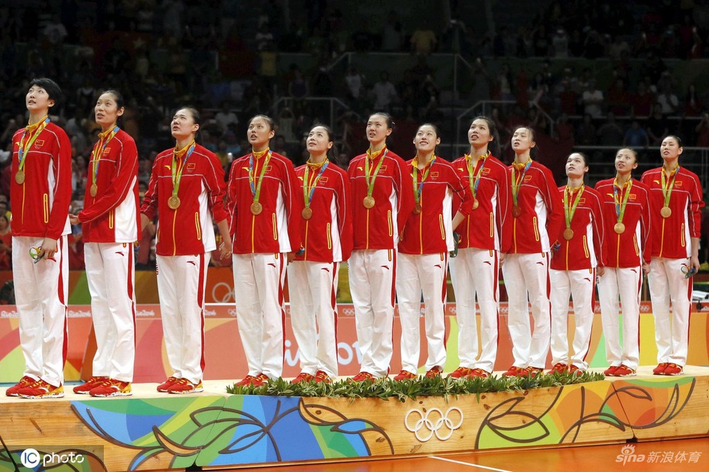 中国女排首夺世界冠军40周年纪念日