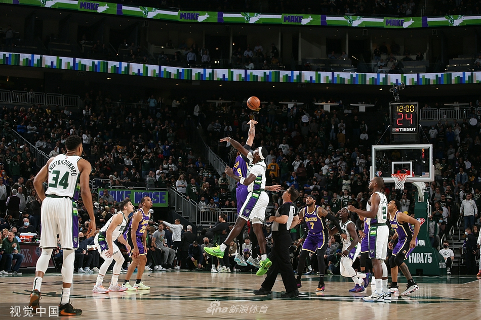 [NBA常规赛]湖人102-109雄鹿