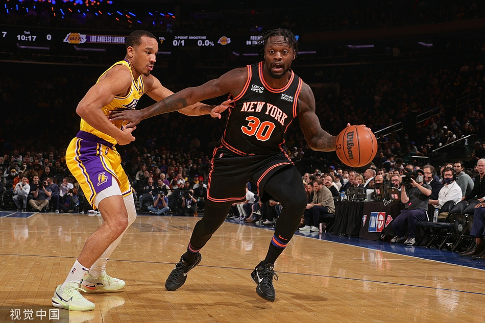[NBA常规赛]湖人100-106尼克斯