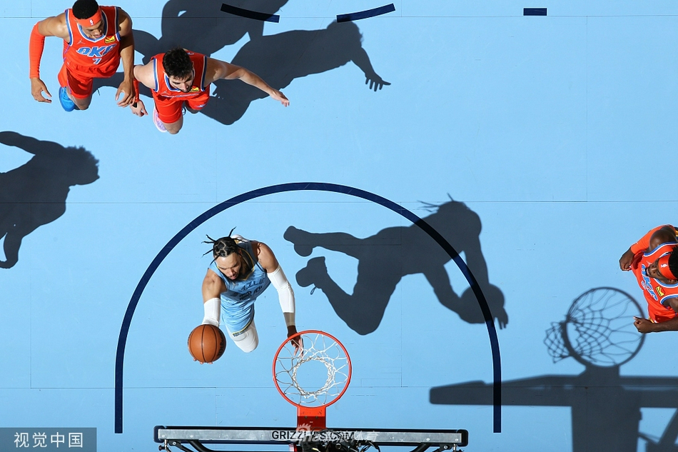 [NBA]雷霆79-152灰熊 狂输73分！