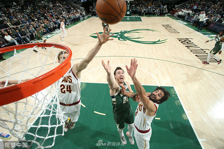 [NBA常规赛]骑士104-112雄鹿