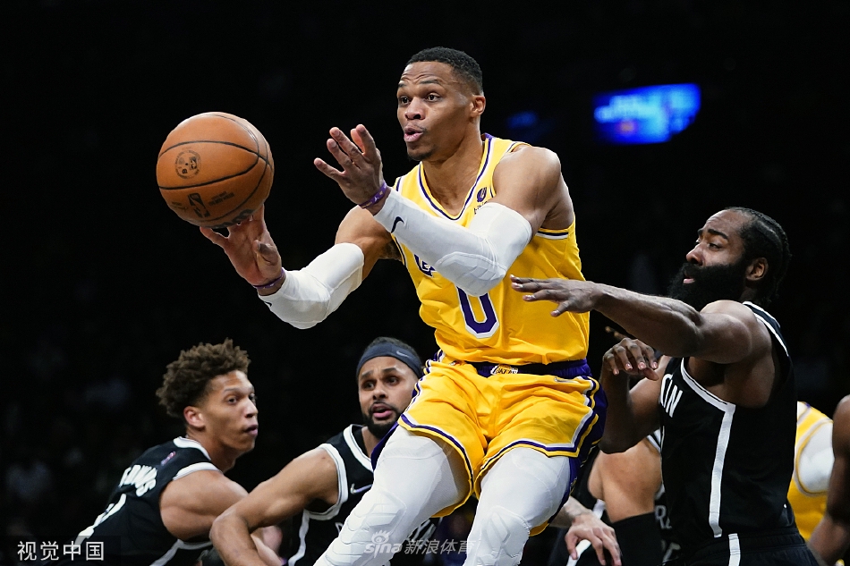 [NBA]湖人106-96篮网 詹姆斯豪取33分