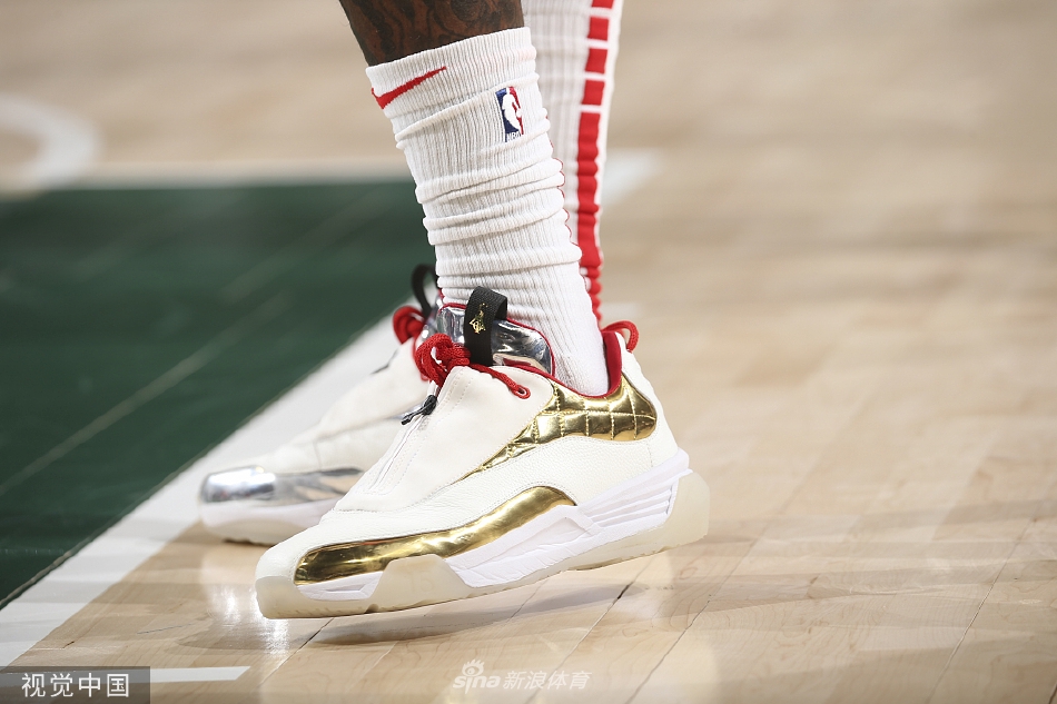 [NBA常规赛]奇才98-112雄鹿