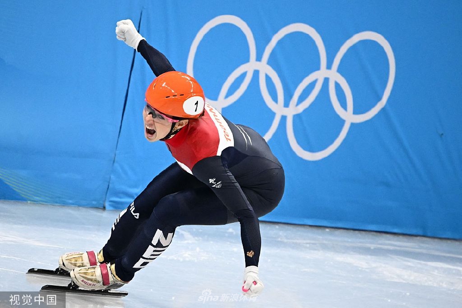 冬奥会短道速滑女子1000米 荷兰选手舒尔廷夺金