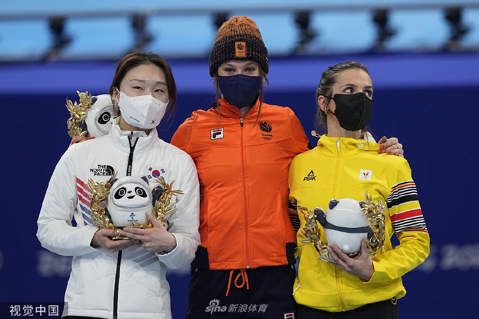 冬奥会短道速滑女子1000米 荷兰选手舒尔廷夺金