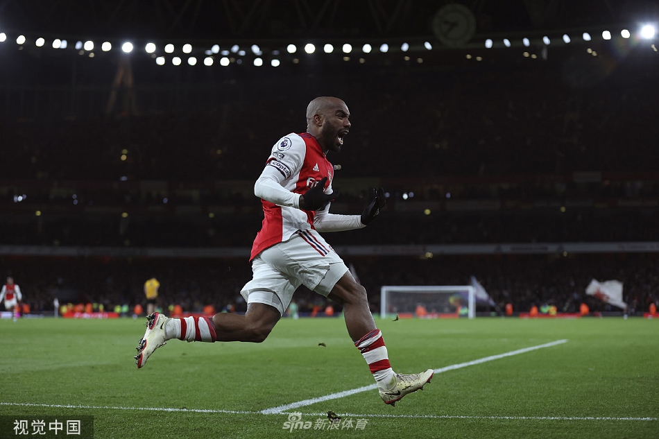 [英超]阿森纳2-1狼队 卡泽特补时绝杀
