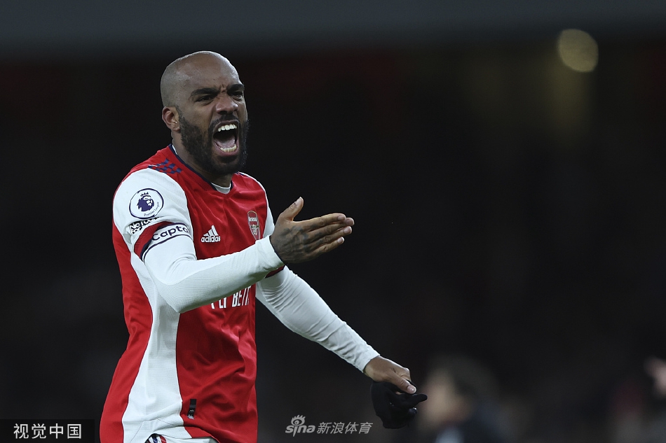 [英超]阿森纳2-1狼队 卡泽特补时绝杀