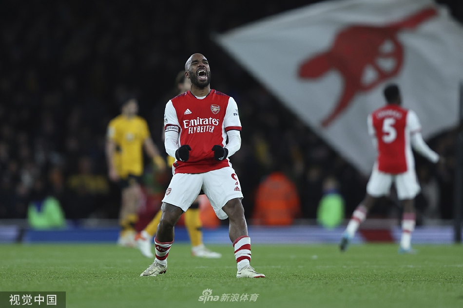 [英超]阿森纳2-1狼队 卡泽特补时绝杀