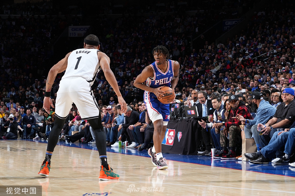 [NBA]篮网129-100大胜76人 杜兰特击溃哈登大帝