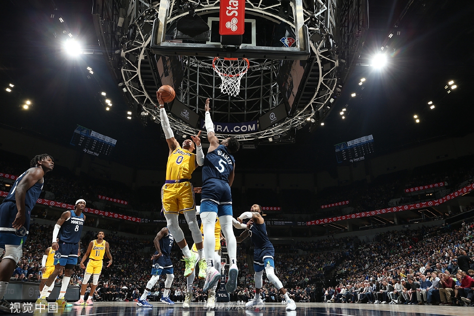 [NBA]湖人104-124森林狼 詹姆斯19分