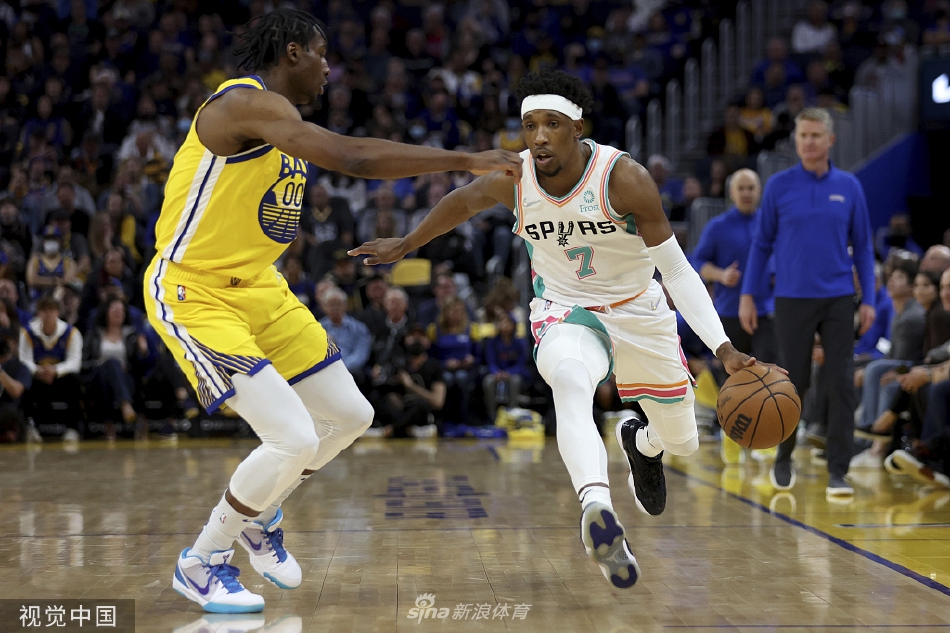 [NBA]马刺110-108勇士 汤神24分