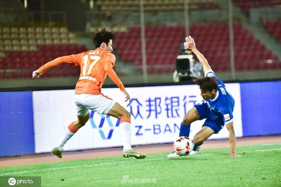 [中超]武汉长江1-3武汉三镇