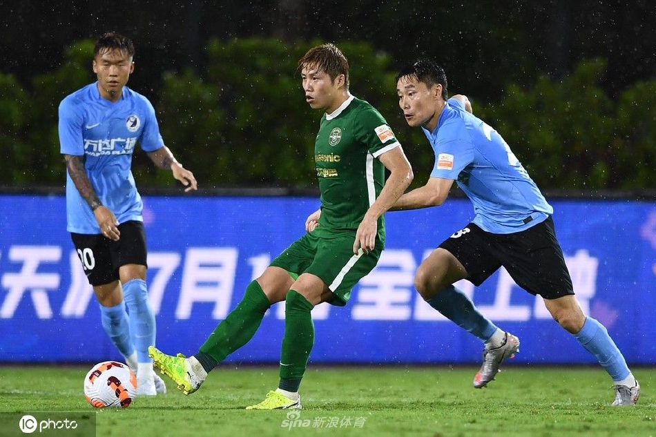 [中超]大连人1-1浙江队