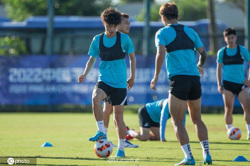 大连人备战训练