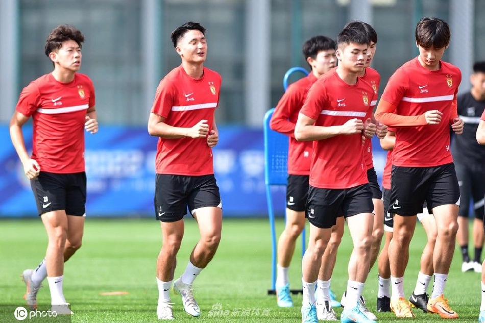 广州队备战训练