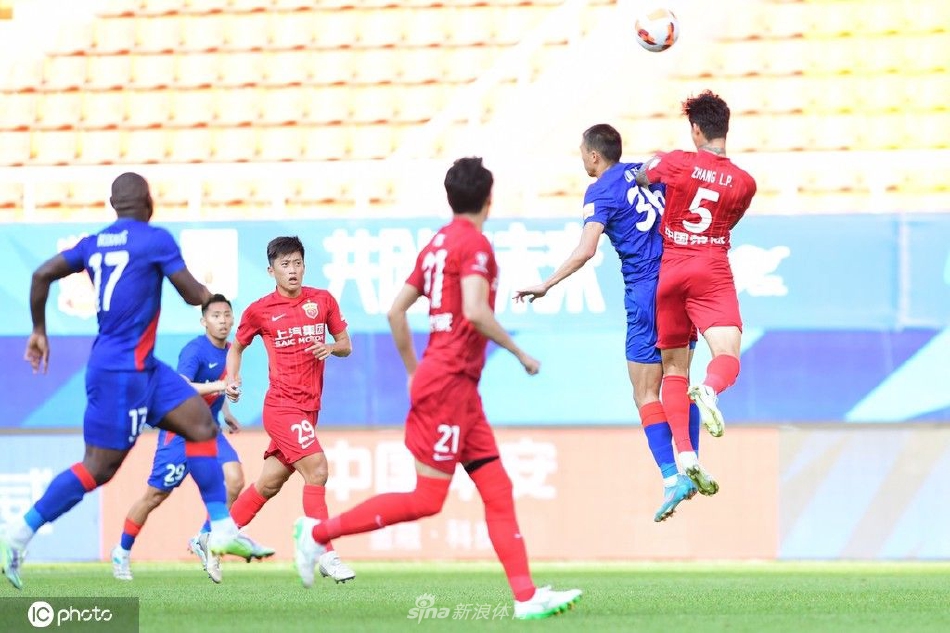 [中超]上海申花1-1上海海港