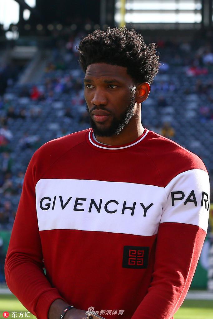 76人大帝恩比德现身nfl赛场_高清图集_新浪网