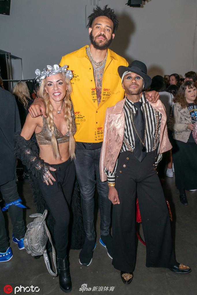 麦基现身纽约时装周